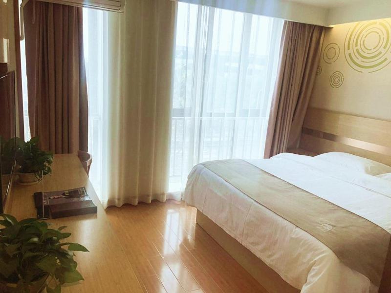 Greentree Inn Shanghai Minhang District Beiqiao Subway Station Express Hotel Eksteriør bilde